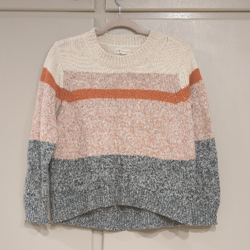 Loft Women's Sweater Size Medium